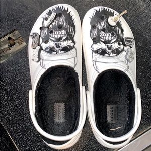 Mens crocs - Luke Combs special edition , size 10.